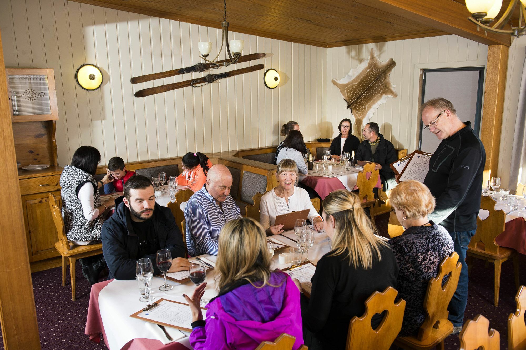 Enzian Hotel Mt Buller Mount Buller Luaran gambar